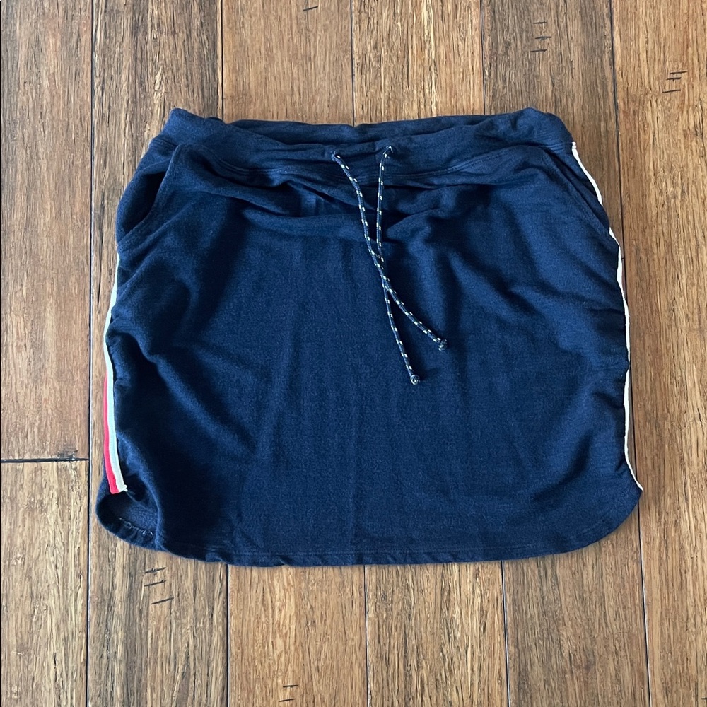 Sundry Navy Blue Women's Skirt with Side Stripes